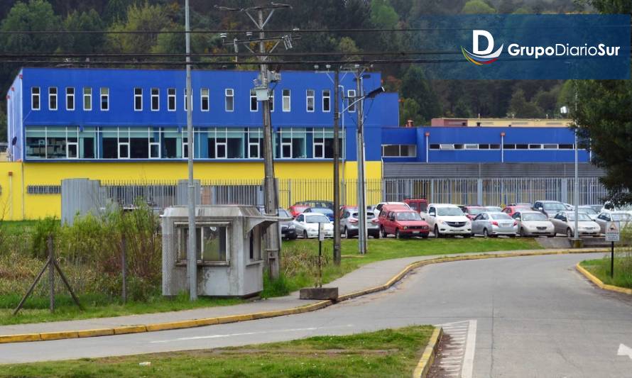 Brote en cárcel de Valdivia suma más de 60 contagios confirmados