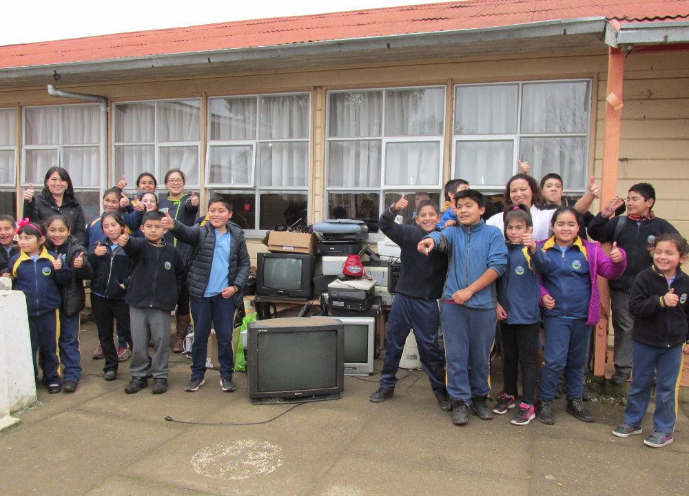 Escuela Rural 21 de Mayo se sumó a la 9na Campaña de Reciclaje Electrónico