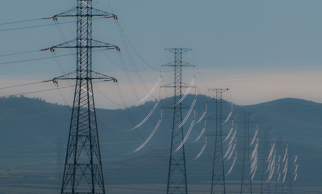 Proponen nuevo sistema de transmisión eléctrico para Chile 