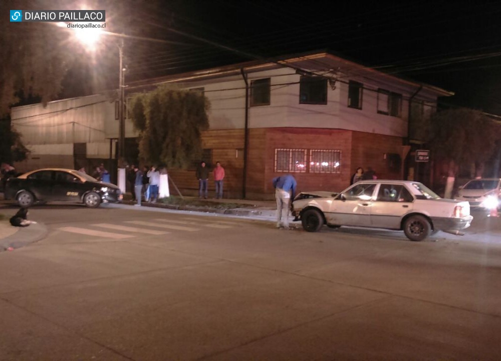  Conductor en estado de ebriedad provocó accidente frente a la plaza de Paillaco