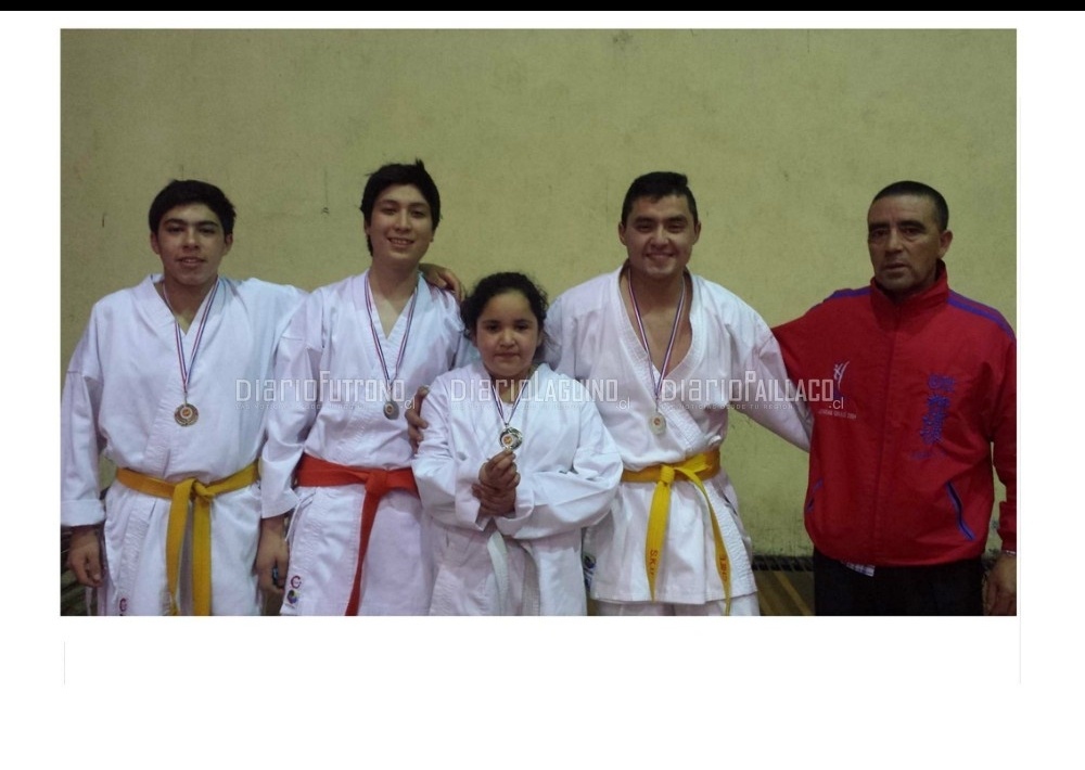 Paillaquinos consigueron cuatro medallas en torneo de Karate Shotokan