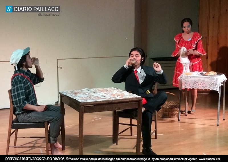 Jóvenes paillaquinos se lucieron en el estreno de la comedia Los cuentos de Pedro Urdemales