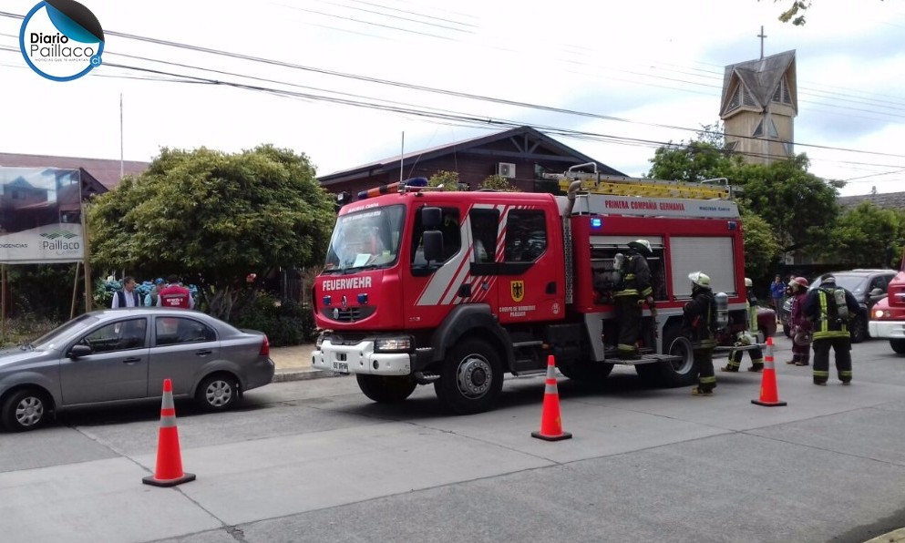 Alarma de bomberos por simulacro de incendio en edificios municipales de Paillaco