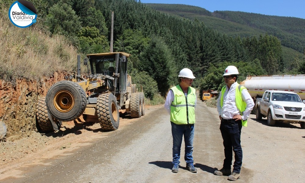 Asfaltado de Ruta Valdivia-Futa, que conecta con Corral,  presenta primeros avances