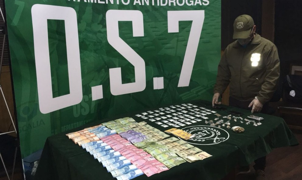 Carabineros detuvo a 3 colombianos por tráfico de drogas en población Norte Grande