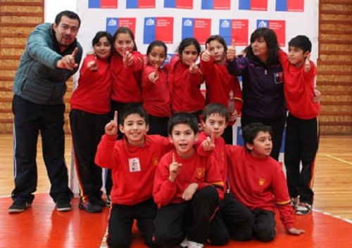 Escuela Alemana de Paillaco clasificó a final regional de “Jugando al Atletismo”