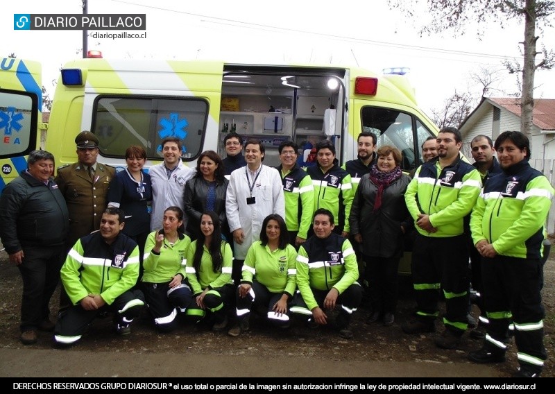 Paillaco inauguró base SAMU y recibió ambulancia avanzada