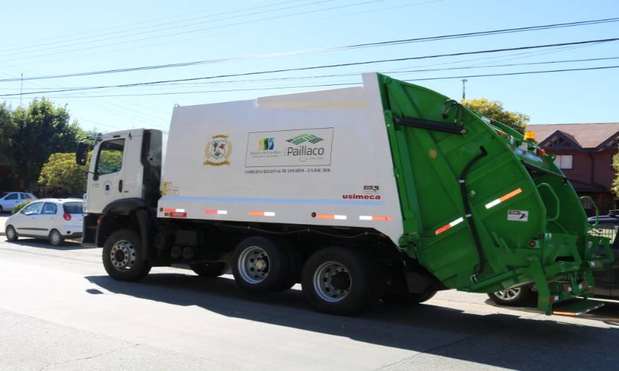 Municipalidad de Paillaco sumó un nuevo camión recolector a su flota de vehículos