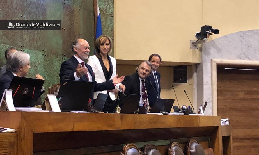 Iván Flores es el nuevo presidente de la Cámara de Diputados