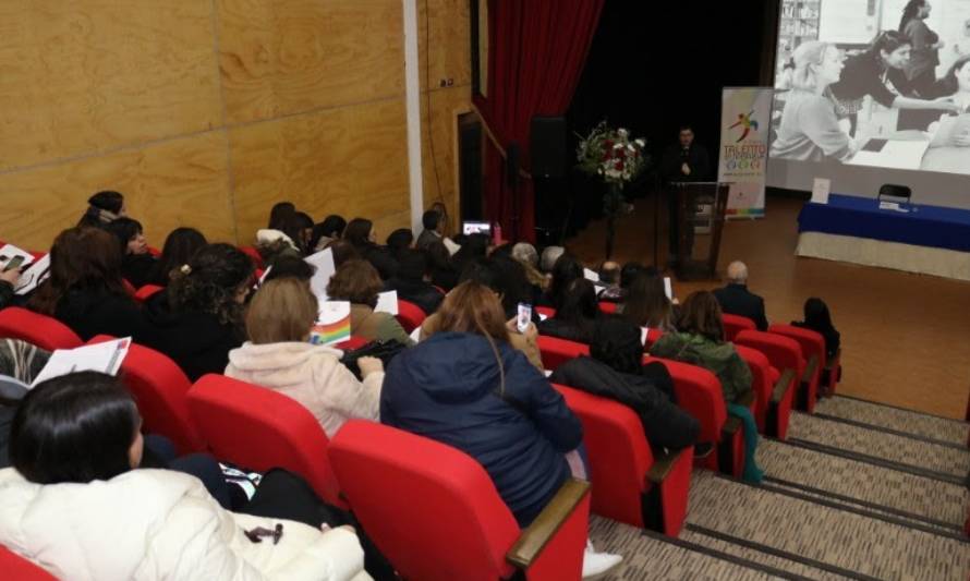 Con una masiva convocatoria se realizó el Seminario de Liderazgo e Inclusión en Paillaco