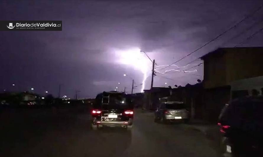 Onemi Los Ríos alerta posibles tormentas eléctricas para esta noche en la región