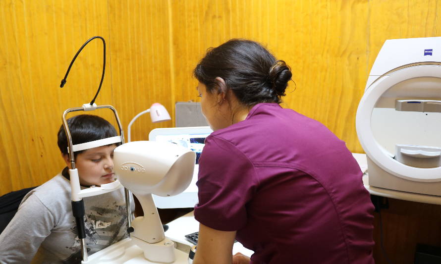 Unidad Oftalmológica Municipal de Paillaco adquirió tecnología que diagnostica glaucomas
