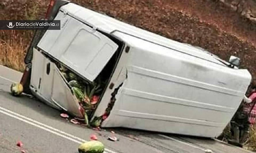 Accidente vehicular en ruta Valdivia-San José de la Mariquina