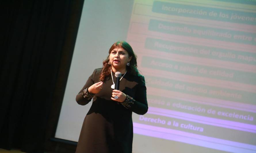 Alcaldesa de Paillaco valoró aprobación de paridad género para proceso constituyente
