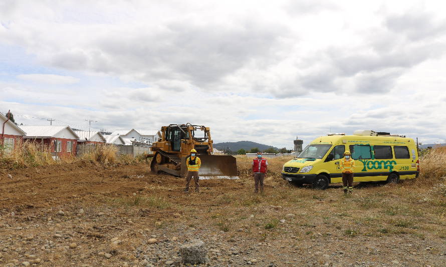 6 mil metros de cortafuegos se están realizando en los límites urbanos de Paillaco