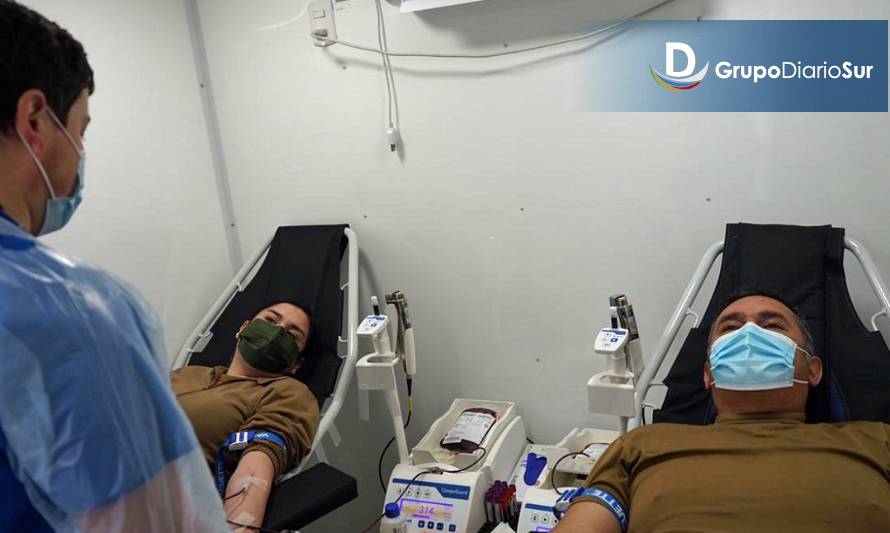 Personal militar apoya campaña de donación de sangre para Hospital Base Valdivia