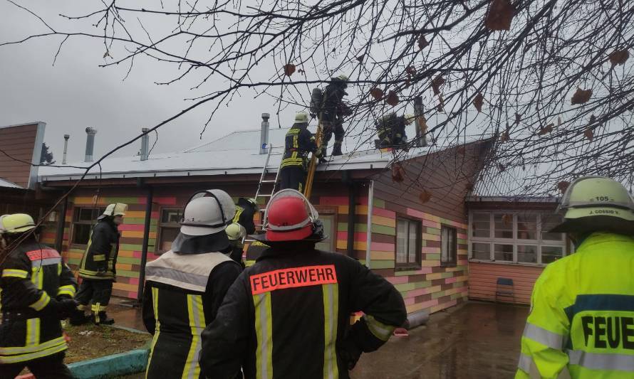 Bomberos controló amago de incendio en escuela Olegario Morales de Paillaco