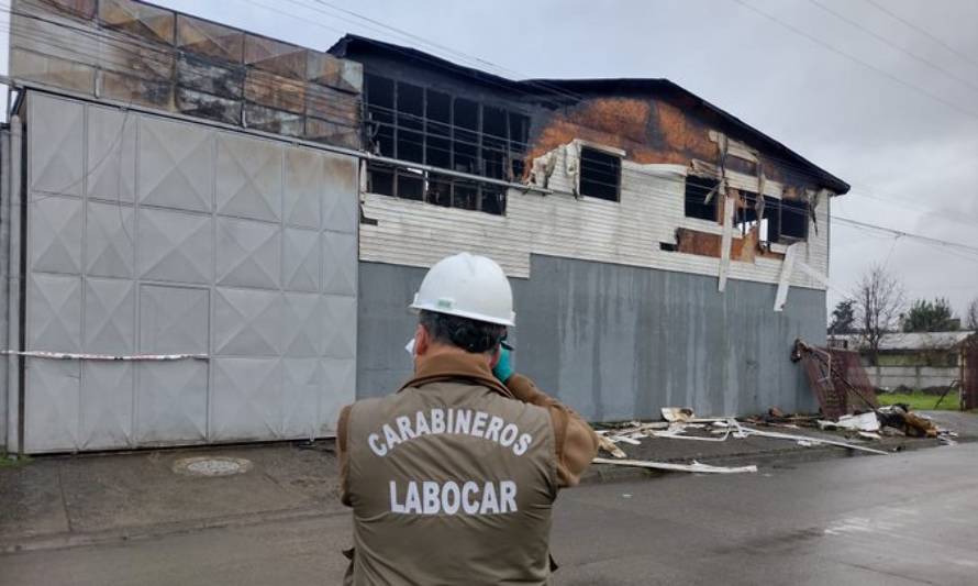 Investigan incendio ocurrido en fábrica de Mariquina 