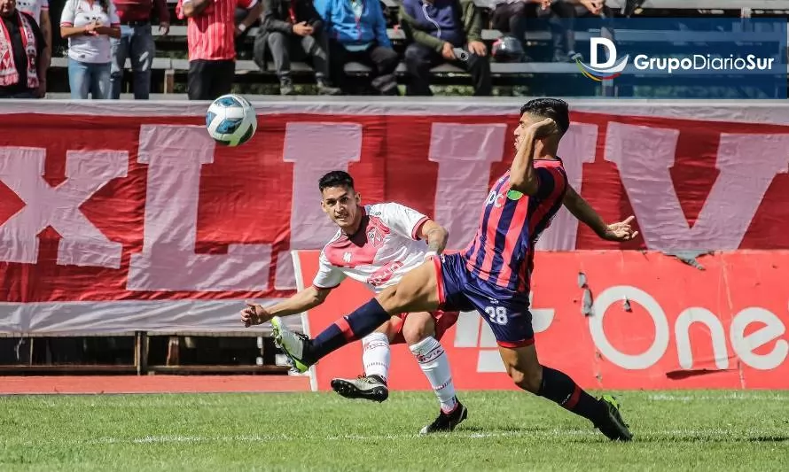 Con un gol sobre la hora Deportes Valdivia perdió en el debut de la Segunda División  