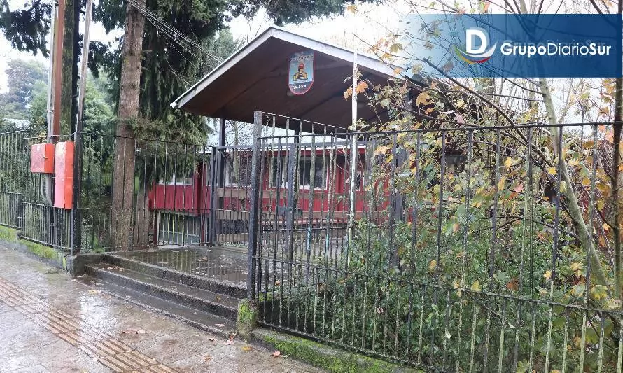 Liceo Armando Robles confirma suspensión del director del establecimiento