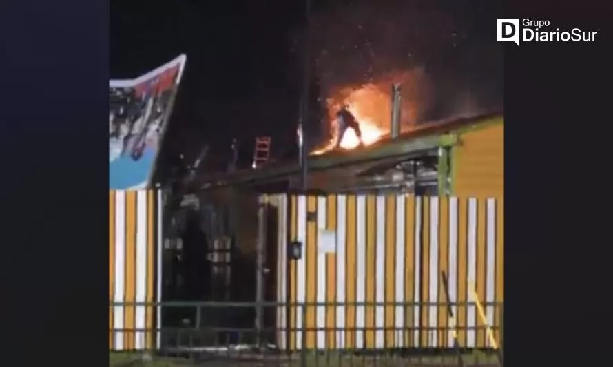 Incendio afectó de madrugada a jardín infantil valdiviano 