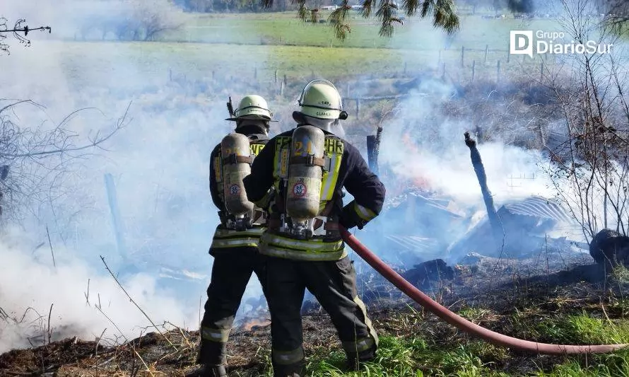 Reportan incendio en sector Demaihue, Paillaco