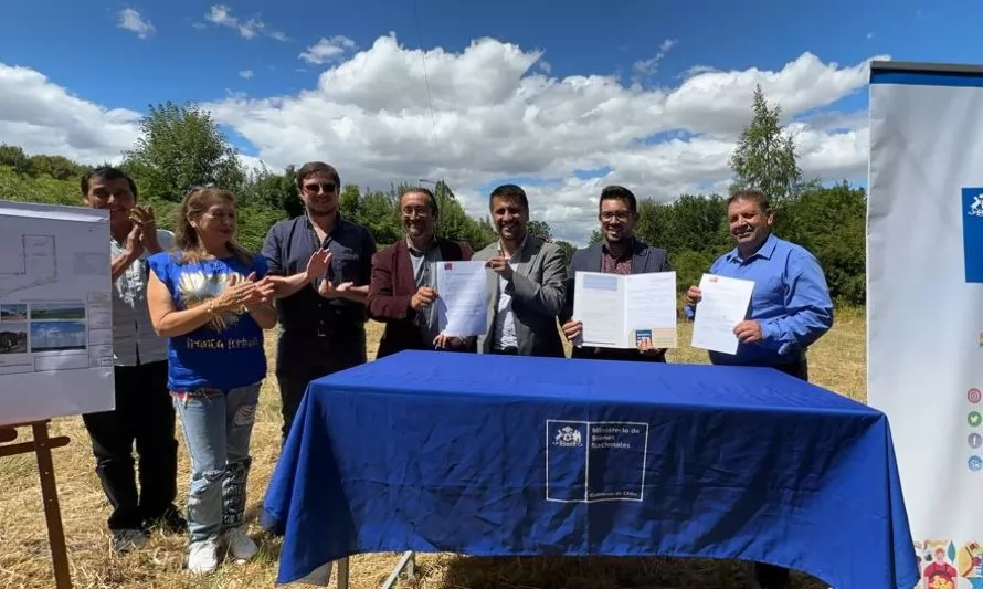 Bienes Nacionales entregó terreno al CFT de Los Ríos para construir patio experimental