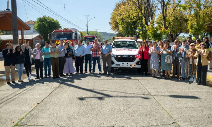 Municipalidad de Paillaco recibe camioneta de Seguridad Ciudadana