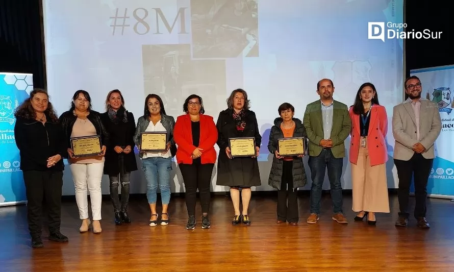 Municipio de Paillaco y Ministerio de la Mujer encabezaron conmemoración del 8M en Los Ríos 