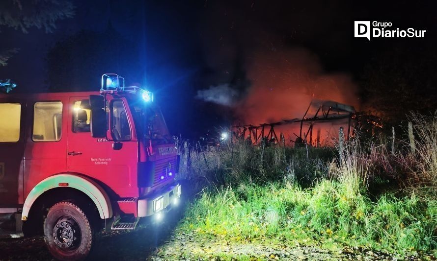 Reportan incendio en fundo del sector El Mirador 