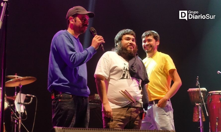 Banda de rock "Ases Falsos" se presentará en Valdivia