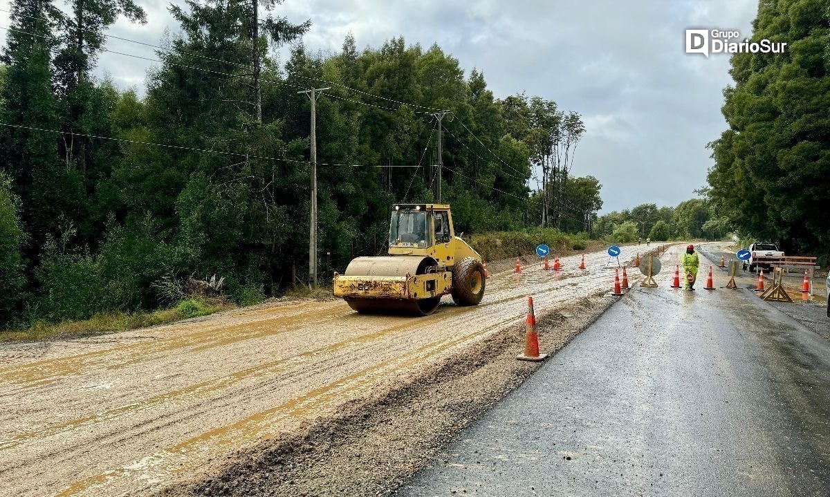 MOP avanza en asfaltados en mejoramiento de la Ruta Torobayo-Curiñanco 