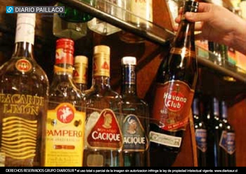 Carabineros de Paillaco realizaron fiscalización a locales que expenden bebidas alcohólicas