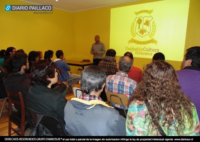 Artistas, gestores culturales y dirigentes sociales conocieron funcionamiento de la Corporación Cultural Municipal de Paillaco