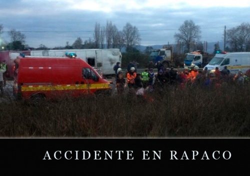Más de 40 personas viajaban en bus que volcó en Cruce de Rapaco