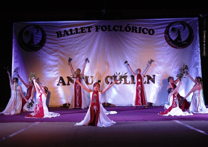 Antu-Cullen consolida 10 años de trabajo artístico y formación de bailarines en Paillaco