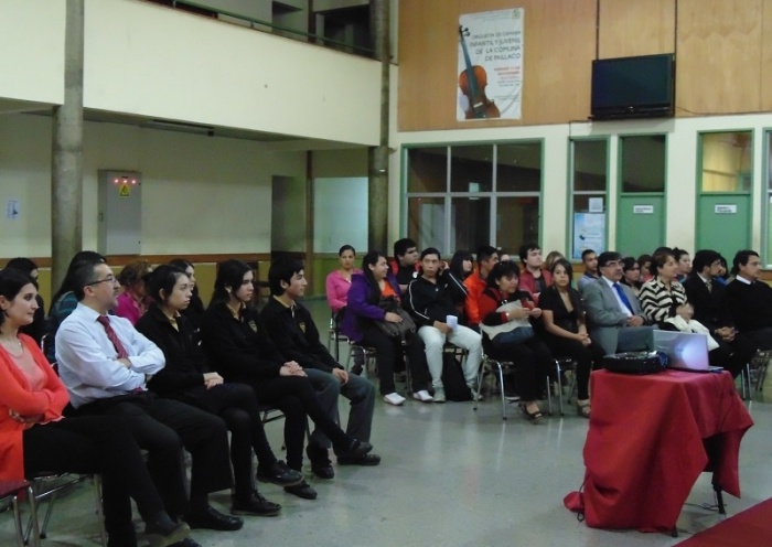 Liceo Rodulfo Amando Philippi dio la bienvenida a los alumnos de educación nocturna
