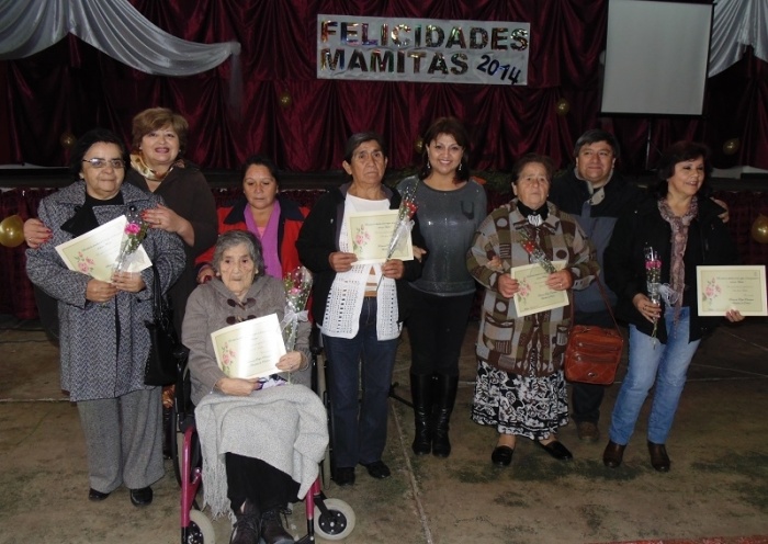 Mujeres de sectores urbanos y rurales fueron homenajeadas en celebración del Día de la Madre