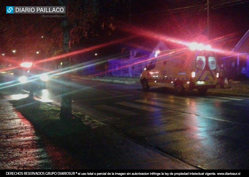 Camioneta atropelló a mujer en calle Pérez Rosales de Paillaco