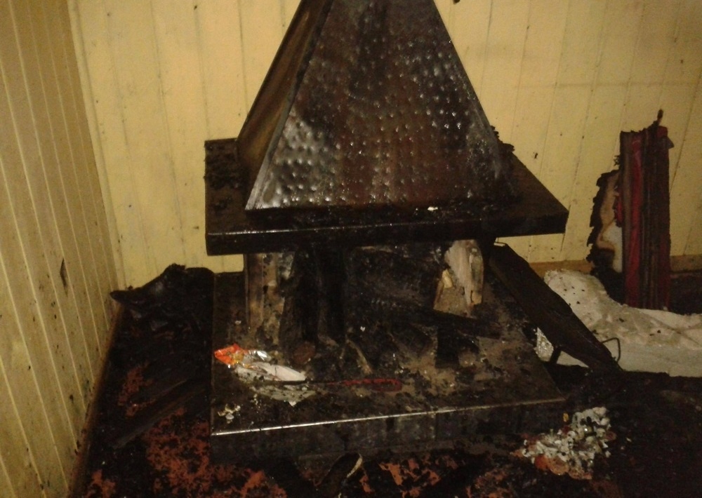 Recalentamiento de chimenea produjo principio de incendio en Nontuelá