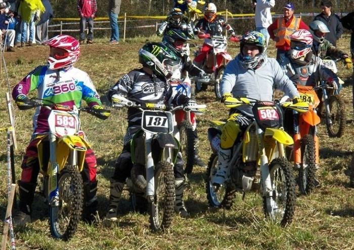 Motocicletas rugieron en Cuarto Campeonato de Enduro en Paillaco