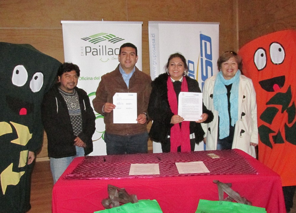 Municipalidad de Paillaco y Saesa firmaron convenio para la disposición final de las pilas de la comuna
