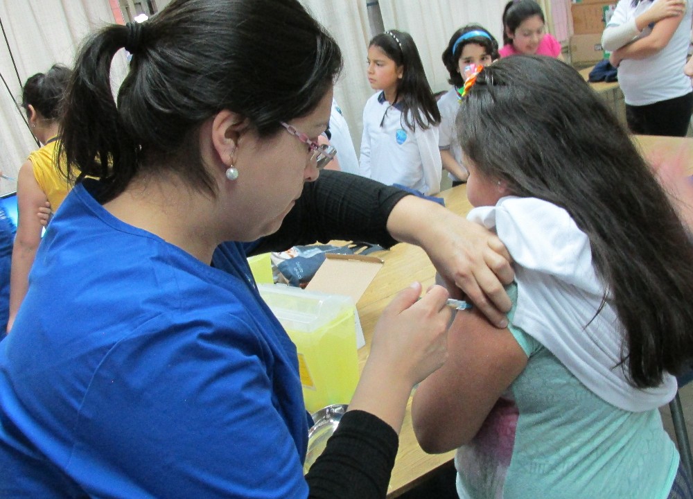 Comenzó programa de vacunación escolar en Paillaco