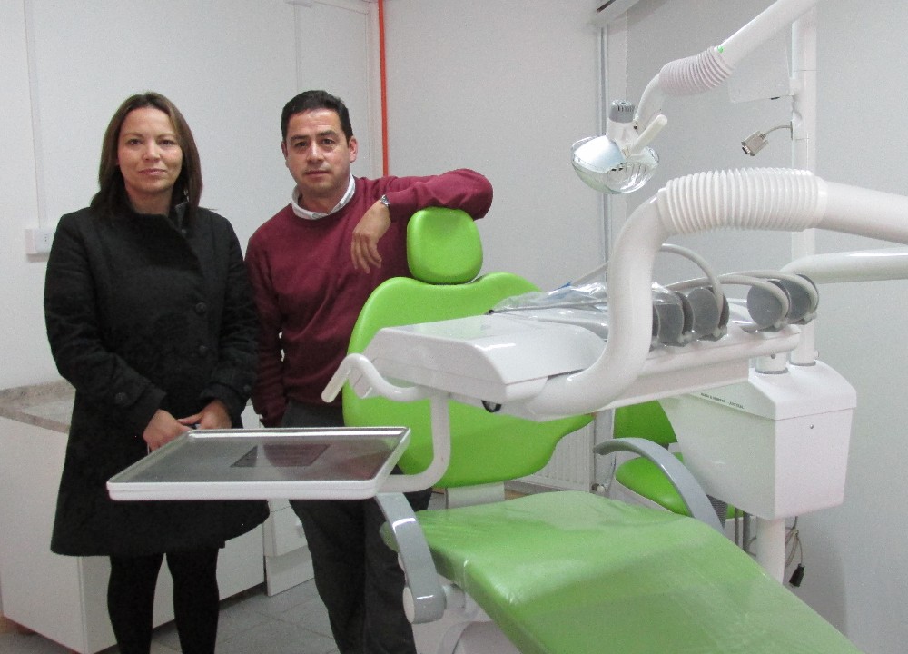 Colegio Cardenal Raúl Silva Henríquez iniciará atención dental gracias a gestión municipal
