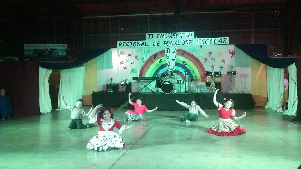 Más de 120 estudiantes participaron en Encuentro de Folclor Escolar en Paillaco