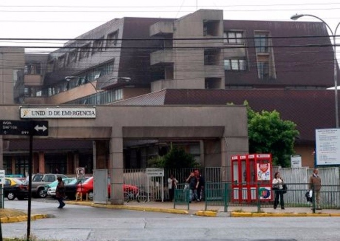 Hospital Base Valdivia lamenta accidente en elevador y descarta falta de mantención 